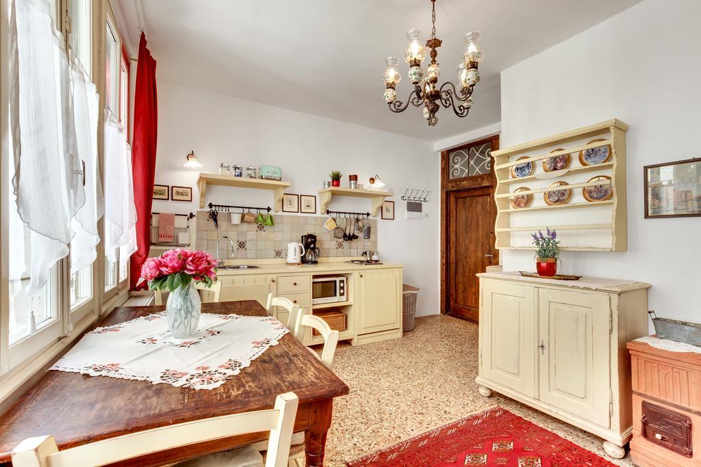 Ca' Badoer Frari Appartement Venetië Buitenkant foto